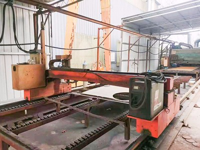 鋼構(gòu)加工車(chē)間(三) 鋼構(gòu)加工車(chē)間(三)